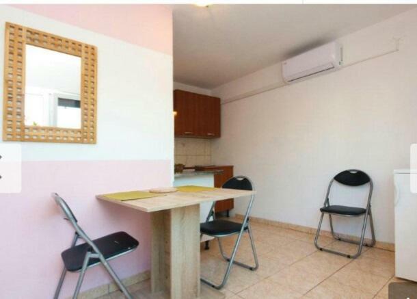 Apartmani Kovacic ムルテル エクステリア 写真