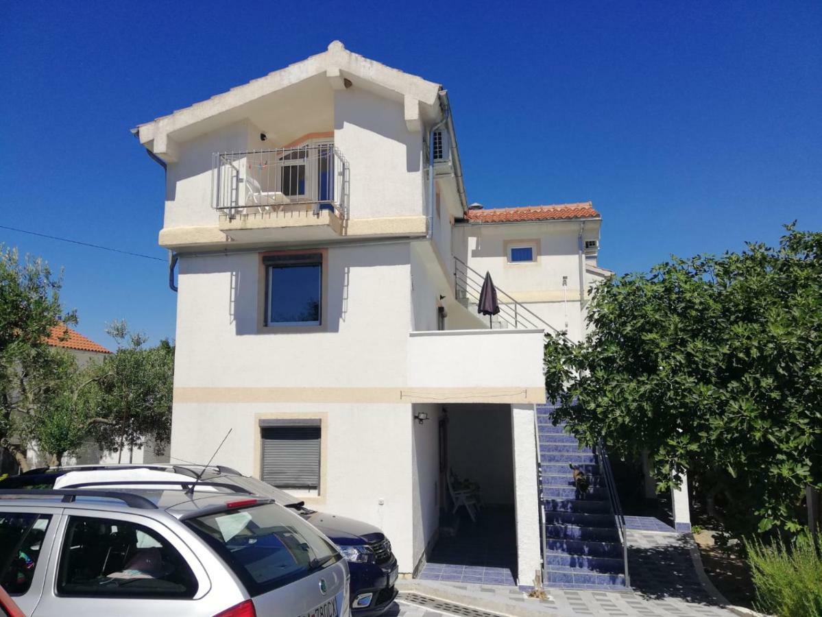 Apartmani Kovacic ムルテル エクステリア 写真