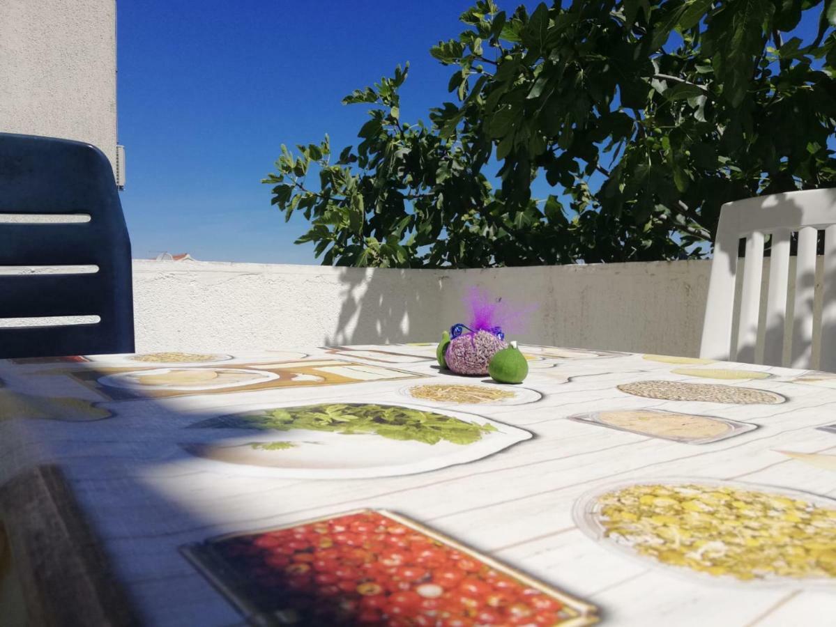Apartmani Kovacic ムルテル エクステリア 写真