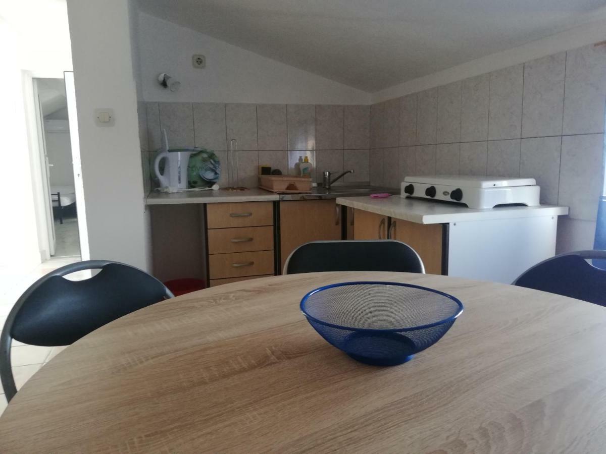 Apartmani Kovacic ムルテル エクステリア 写真